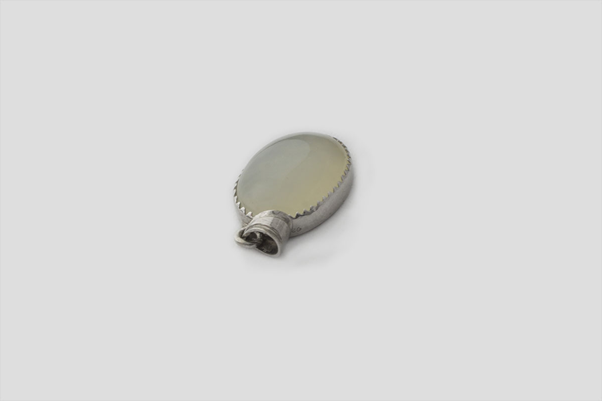 Moonstone silver pendent (Backside Design)(2)